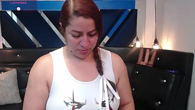 Snapshot of Alison-mar chatting on 07/15/26, 07:30 Alison-mar online show from 07/15/26, 07:30