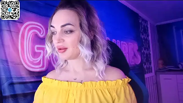 Snapshot of Vellora_ chatting on 02/26/26, 09:03 Vellora online show from 02/26/26, 09:03