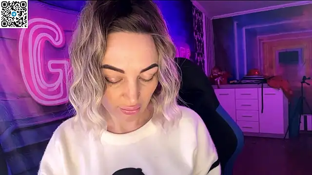 Vellora  online show from 03/23/26, 05:28