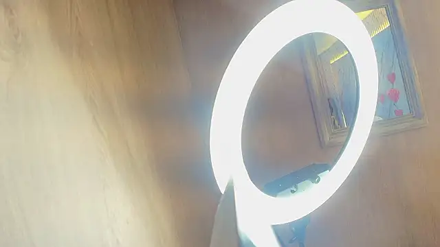 Snapshot of Berchy_tf chatting on 02/15/26, 01:41 Berchy tf online show from 02/15/26, 01:41