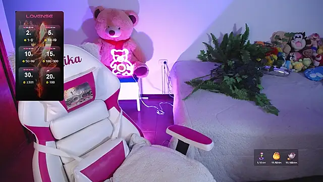 Snapshot of lika_little0 chatting on 02/07/26, 01:09 lika little0 online show from 02/07/26, 01:09