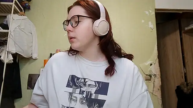 Snapshot of VannessaDillenbeck chatting on 02/09/26, 07:45 VannessaDillenbeck online show from 02/09/26, 07:45