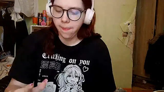 Snapshot of VannessaDillenbeck chatting on 02/19/26, 12:45 VannessaDillenbeck online show from 02/19/26, 12:45