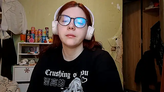 Snapshot of VannessaDillenbeck chatting on 02/20/26, 06:59 VannessaDillenbeck online show from 02/20/26, 06:59