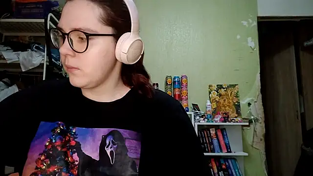 Snapshot of VannessaDillenbeck chatting on 03/02/26, 06:14 VannessaDillenbeck online show from 03/02/26, 06:14