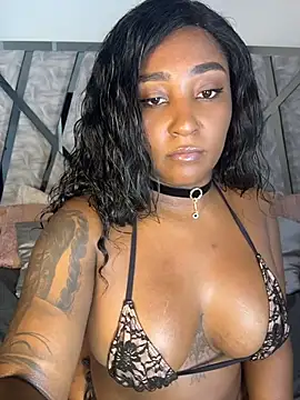 Denise wolfe21 online show from 02/02/26, 08:51