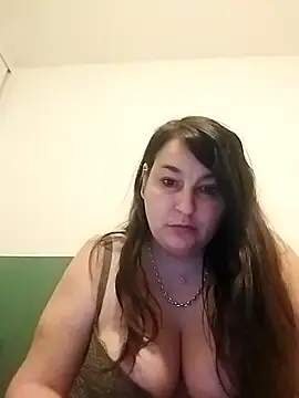 Snapshot of alexandrafrancaise0000 chatting on 02/01/26, 03:43 alexandrafrancaise0000 online show from 02/01/26, 03:43