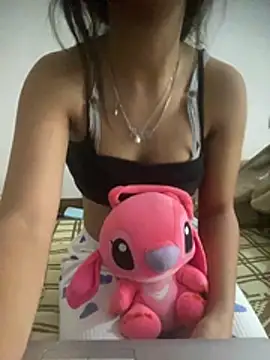 Nour-Lina online show from 02/13/26, 09:16