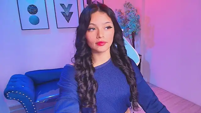 Snapshot of Maddie_T18 chatting on 06/12/26, 11:31 Maddie T18 online show from 06/12/26, 11:31