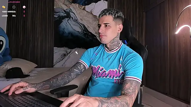 Snapshot of trisstann_ chatting on 03/03/26, 05:19 trisstann online show from 03/03/26, 05:19