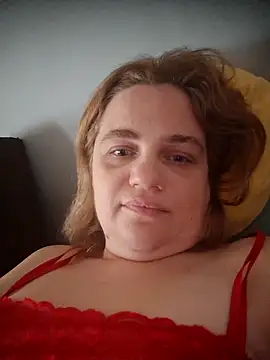 Snapshot of VitniKis chatting on 02/06/26, 02:09 VitniKis online show from 02/06/26, 02:09