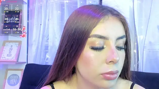 Snapshot of Sweet_bellaa_ chatting on 06/26/26, 04:50 Sweet bellaa online show from 06/26/26, 04:50