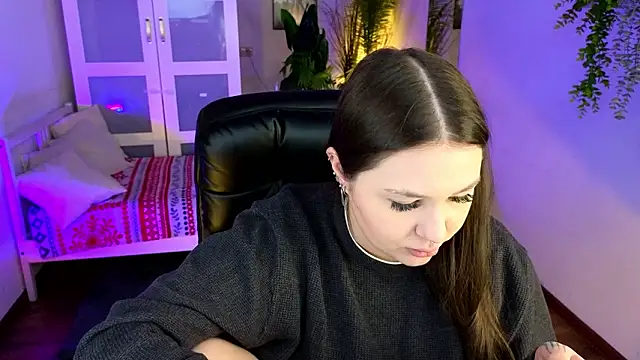 Snapshot of vanessaparadiza chatting on 02/03/26, 03:17 vanessaparadiza online show from 02/03/26, 03:17