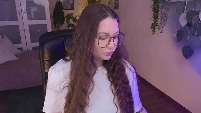 vanessaparadiza online show from 05/16/26, 01:43