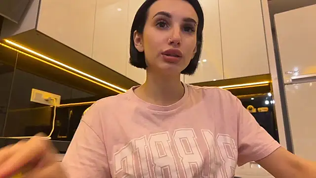 Snapshot of BlackFox_V chatting on 02/09/26, 10:25 BlackFox V online show from 02/09/26, 10:25