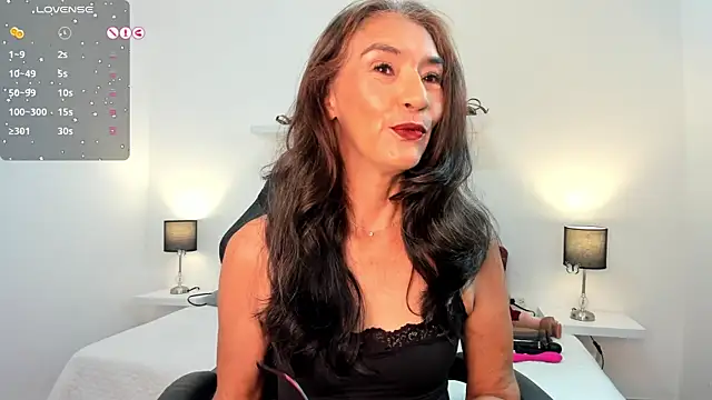 Emma Mendozaa online show from 04/08/26, 11:32