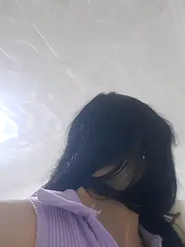 Snapshot of Maitebigboobs chatting on 02/04/26, 11:09 Maitebigboobs online show from 02/04/26, 11:09