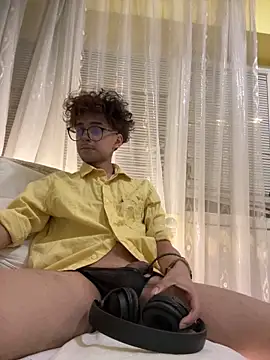 Snapshot of monkeyk1ng chatting on 03/12/26, 06:47 monkeyk1ng online show from 03/12/26, 06:47