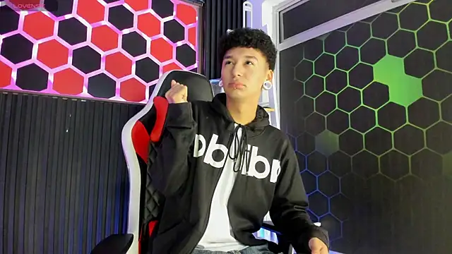 David Banks  online show from 04/17/26, 12:52