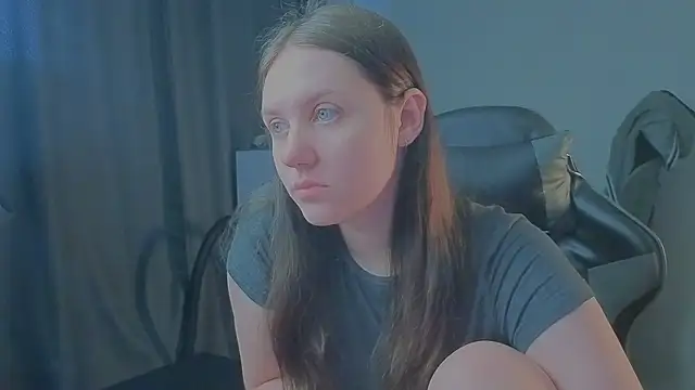 Snapshot of Holy_Kveta chatting on 07/31/26, 02:55 Holy Kveta online show from 07/31/26, 02:55