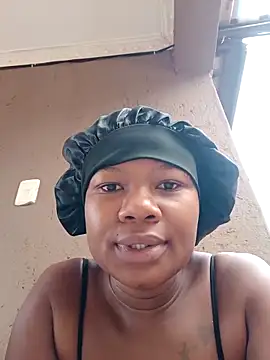 LADY-NESH online show from 04/25/26, 05:43