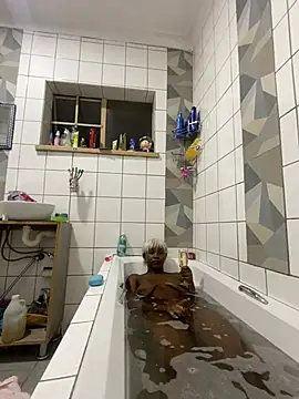 Snapshot of BankssWithTheBenz chatting on 02/18/26, 06:37 BankssWithTheBenz online show from 02/18/26, 06:37