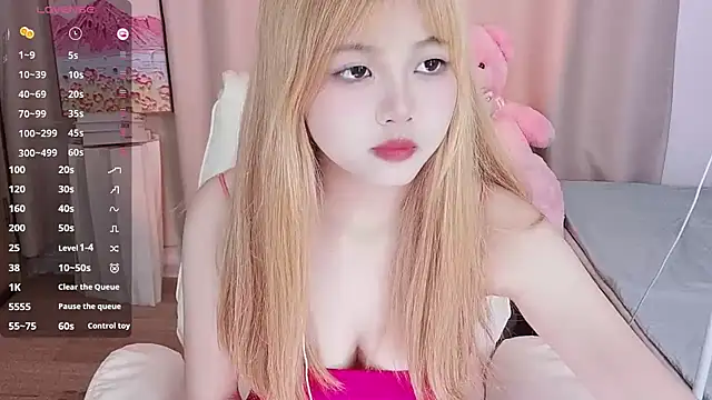 Snapshot of -Anya-666- chatting on 02/14/26, 02:14 -Anya-666- online show from 02/14/26, 02:14