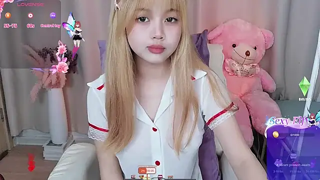 Snapshot of -Anya-666- chatting on 03/02/26, 08:15 -Anya-666- online show from 03/02/26, 08:15