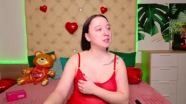 Snapshot of AwaMax chatting on 02/11/26, 05:56 AwaMax online show from 02/11/26, 05:56