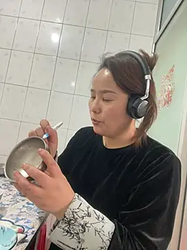 Youyou 12 online show from 03/02/26, 07:48