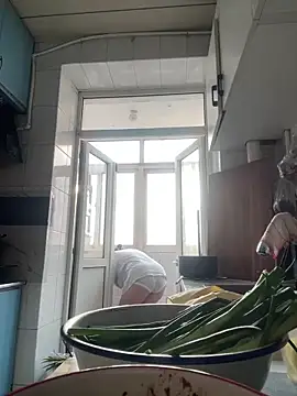 Youyou 12 online show from 03/24/26, 10:59