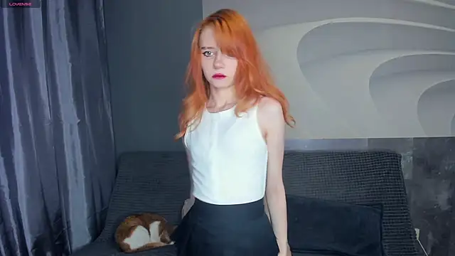 TarynPalek online show from 05/27/26, 07:27