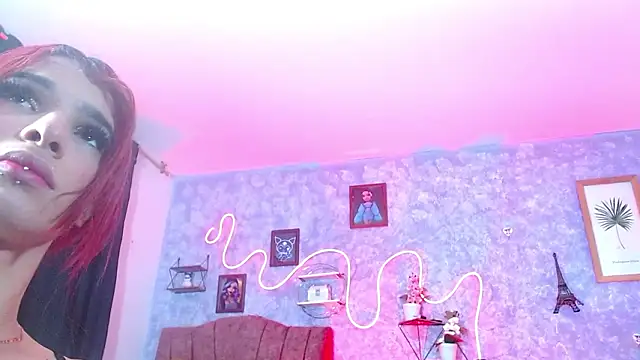 Snapshot of Everlin__Hot_ chatting on 02/16/26, 11:50 Everlin Hot online show from 02/16/26, 11:50