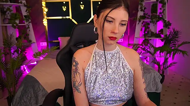 LunaaMay online show from 02/13/26, 10:44