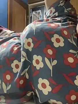 Snapshot of Kinkypratiki69 chatting on 02/28/26, 07:04 Kinkypratiki69 online show from 02/28/26, 07:04