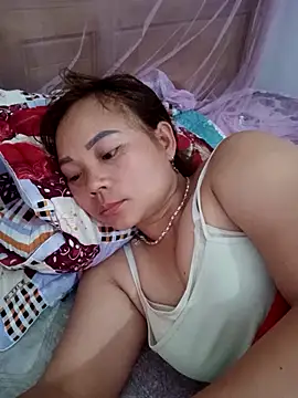 Snapshot of neyney110 chatting on 03/02/26, 09:21 neyney110 online show from 03/02/26, 09:21