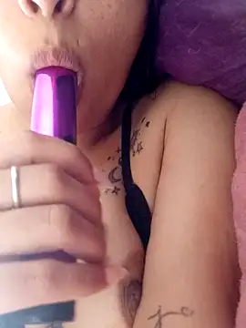 Snapshot of keyjordanTLG chatting on 02/16/26, 06:15 keyjordanTLG online show from 02/16/26, 06:15