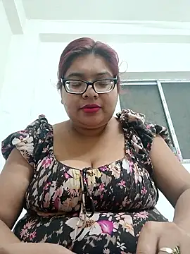 Snapshot of Elie_Hallway chatting on 02/05/26, 08:02 Elie Hallway online show from 02/05/26, 08:02