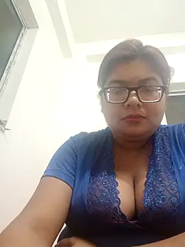 Snapshot of Elie_Hallway chatting on 02/28/26, 06:53 Elie Hallway online show from 02/28/26, 06:53