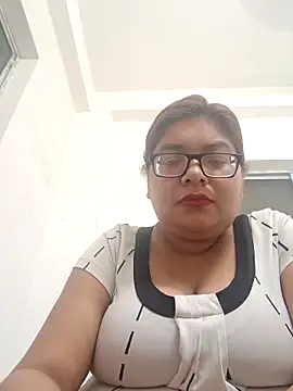 Elie Hallway online show from 03/11/26, 06:47