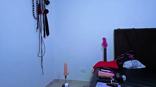 Snapshot of Iam_kimh chatting on 02/26/26, 06:40 Iam kimh online show from 02/26/26, 06:40