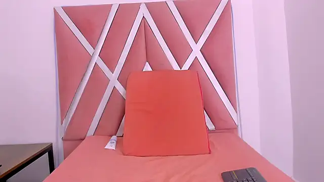 LIZEY LYNCH online show from 02/20/26, 11:54