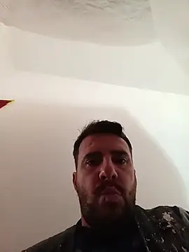 Snapshot of NatanCasad0 chatting on 02/14/26, 08:33 NatanCasad0 online show from 02/14/26, 08:33