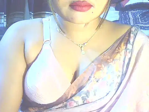 Snapshot of Nusrat_Faria chatting on 03/03/26, 04:35 Nusrat Faria online show from 03/03/26, 04:35