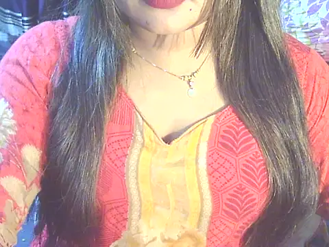 Nusrat Faria online show from 03/05/26, 08:38