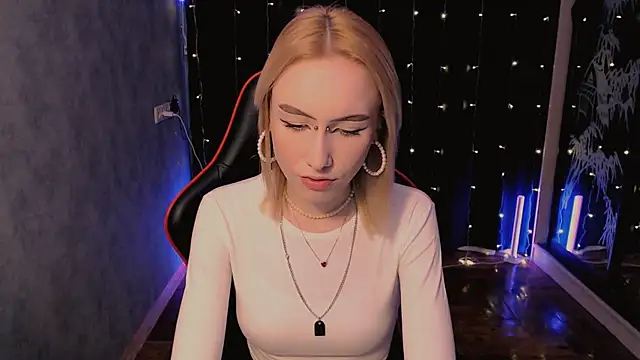 crybambi online show from 02/17/26, 08:33