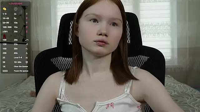 Snapshot of Nellie_baby chatting on 02/08/26, 06:06 Nellie baby online show from 02/08/26, 06:06