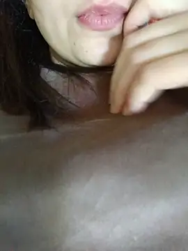 Snapshot of -ENERCi- chatting on 05/13/26, 07:17 -ENERCi- online show from 05/13/26, 07:17