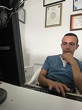 logan-31 online show from 04/15/26, 06:37