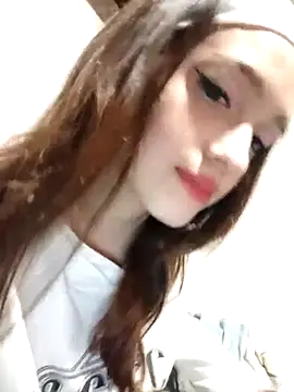 dieciochoyundia online show from 03/19/26, 03:21